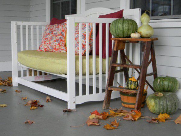 15 Insanely Clever Ways To Repurpose Baby Cribs 10