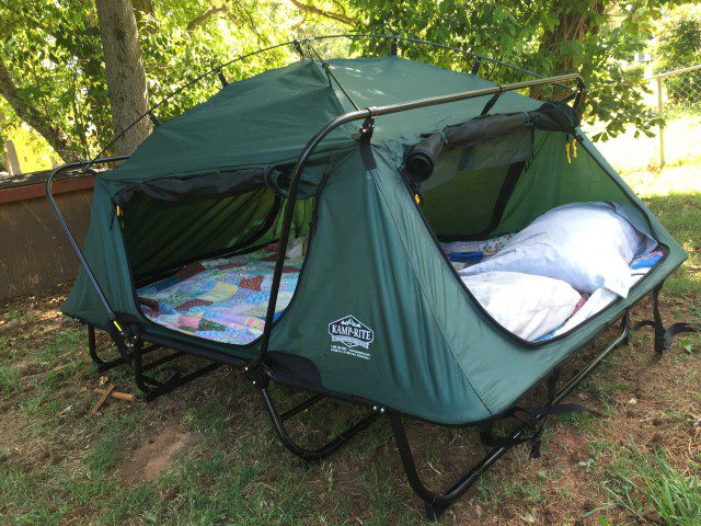 Уютная двухместная палатка для комфортного сна в любой ситуации