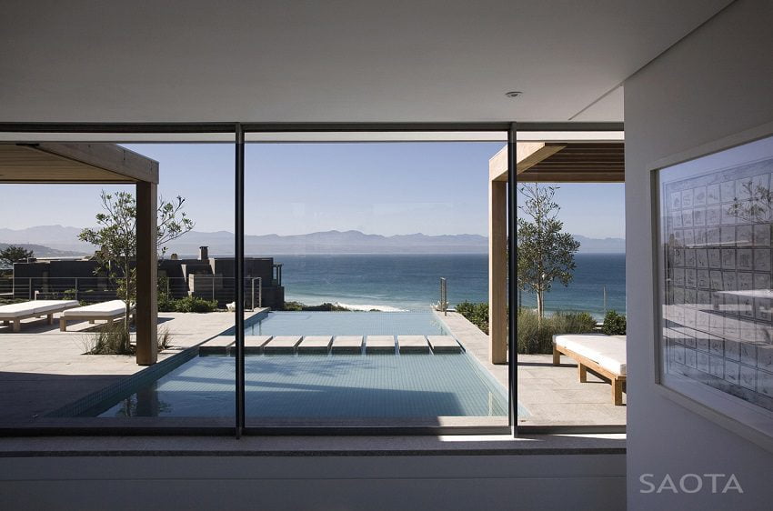 Impressive-home-in-South-Africa-252C-by-SAOTA-05