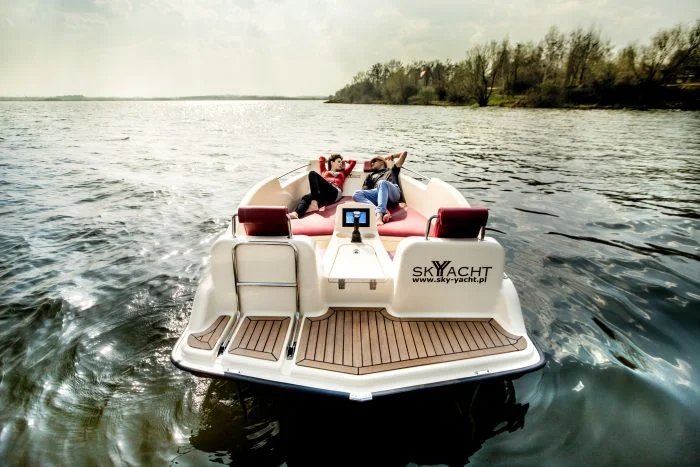 Joystick_Controlled-Joyboat-03