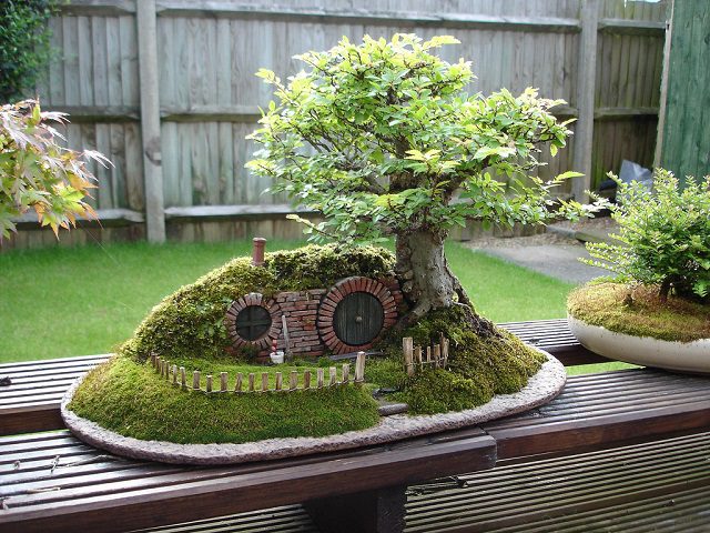Miniature-Hobbit-Home-06