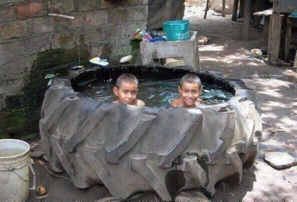 17 Cool Temporary Pools  17