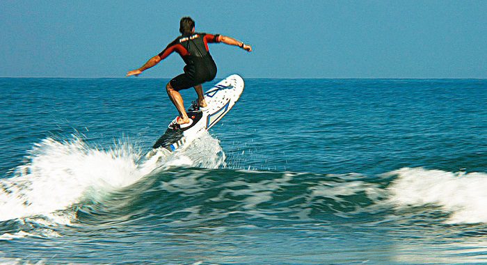 Electric Surfboard That Doesn't Need Waves 1