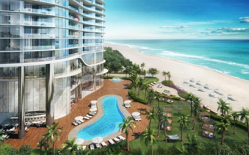 Private Beach in The Ritz Carlton Residences- Sunny Isles