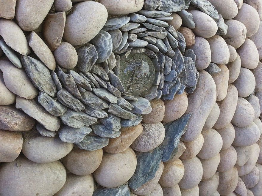 Transforming Stone into Hypnotically Detailed Sculptures 7