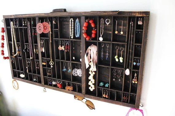 15 Clever Ways To Repurpose Dresser Drawers 11