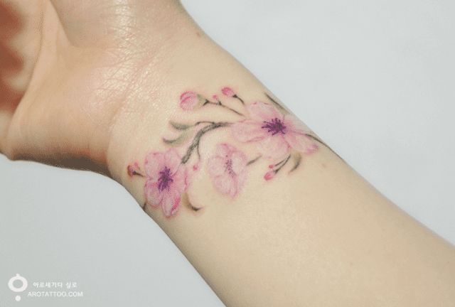 Ethereal Floral Tattoos Mimic Delicate Watercolor Paintings on Skin 11