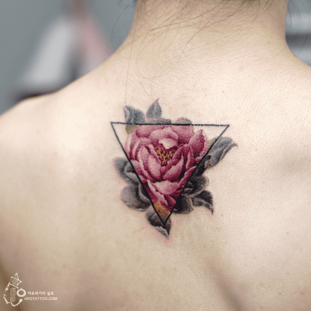 Ethereal Floral Tattoos Mimic Delicate Watercolor Paintings on Skin 4