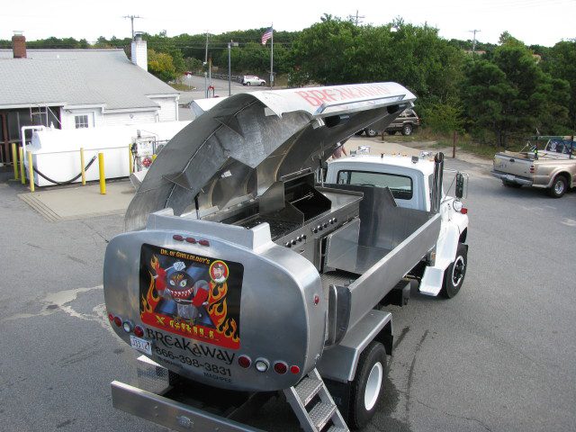 Man Turned An Oil Truck Into a Massive, Rolling Barbecue Grill 1
