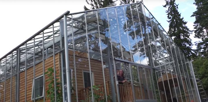 Giant Greenhouse 4