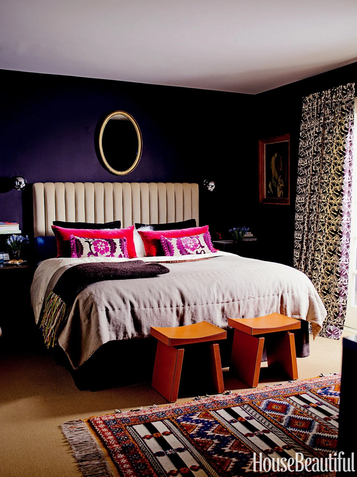 How To Decorate A Small Sized Bedroom | iCreatived, image size:1200x1603