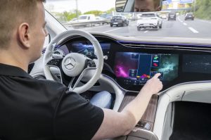 Driver plays game in Mercedes-Benz Drive Pilot Mode