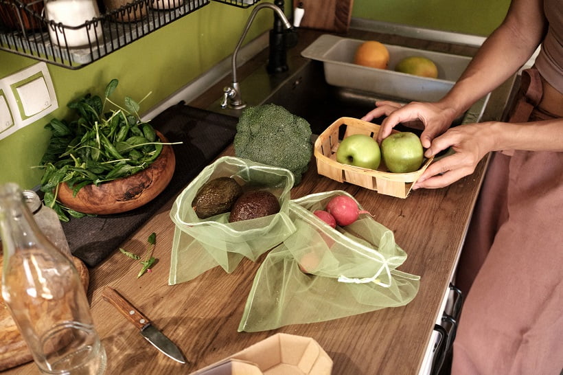 Earth-friendly homes play an important role in saving our planet. Here is a guide for you to transform your home!