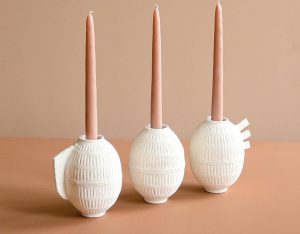 candle holders made from eggshells