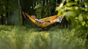 Anymaka is a functional, life-changing hammock that you can assemble in just 3 seconds. Let us discover more about this futuristic product!
