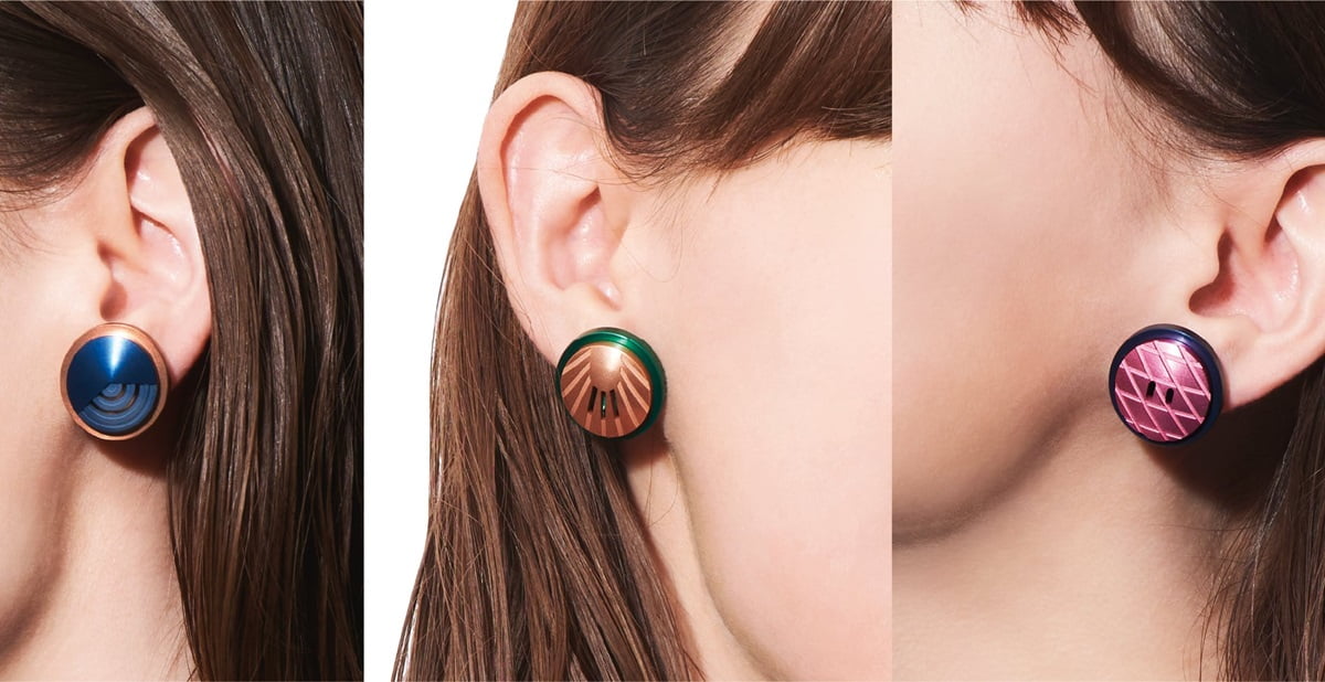 ALMA Aroma Pierce emerges as a unique and innovative solution to bring fragrance into our daily lives effortlessly.