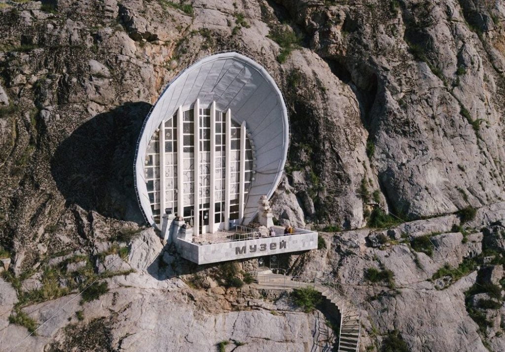 Cave Museum Design in Kyrgyzstan Placed On The Side Of A Mountain