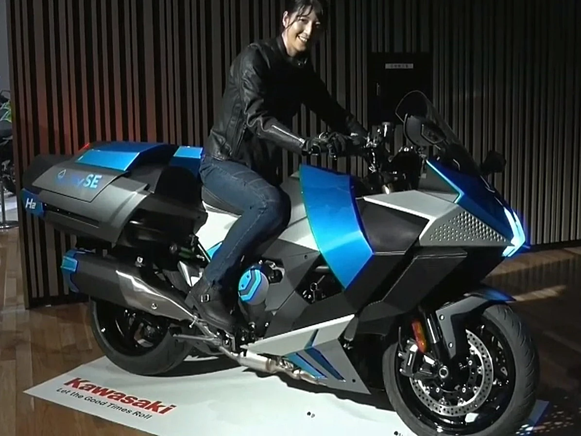 Hydrogen Powered Bike by Kawasaki: Ninja H2 HySE