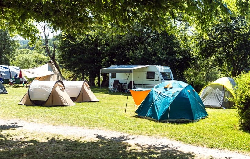 If you do not know how to find campsites, here is a guide for you specifically covering searching for factors and websites you should check!