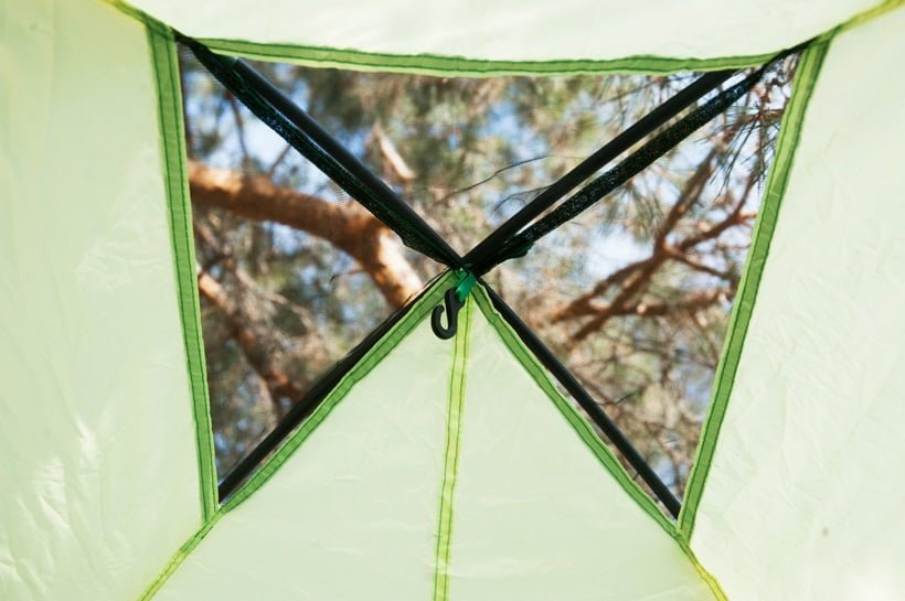 tent window to prevent humidity in tent