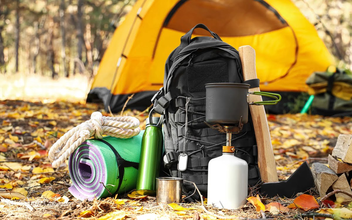 fall camping is considered one of the best outdoor activities. The crisp air, the sound of leaves crunching underfoot, and autumn colors...