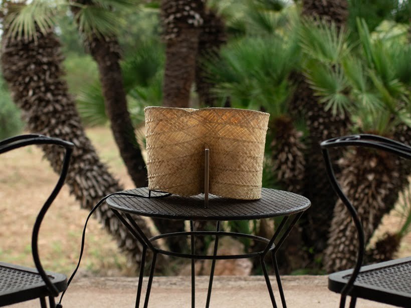 lampshade on coffe table