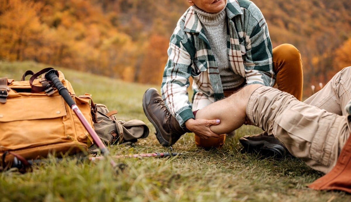 First aid while camping ensures your adventure stays safe and lets you enjoy nature. You should know how to respond quickly and correctly.