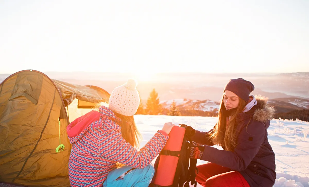 To keep yourself comfortable during your camping trip, you have to know how to choose a base layer.