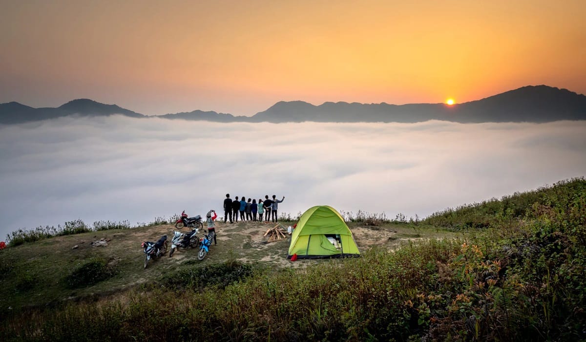 In Japanese camping style, connecting with nature is not just a pastime. In fact, it is the very essence of the experience.