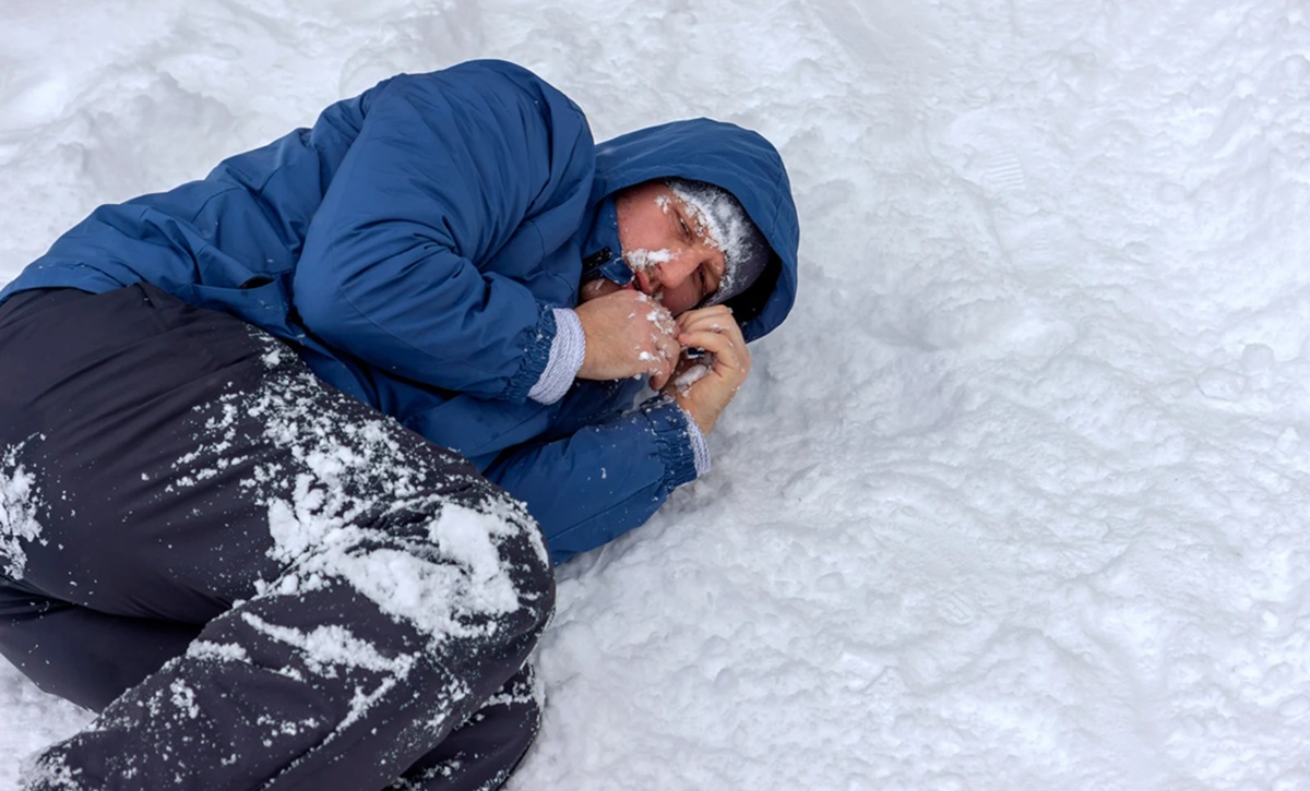 Even if camping is an incredible experience, every camper should know how to prevent hypothermia while camping.