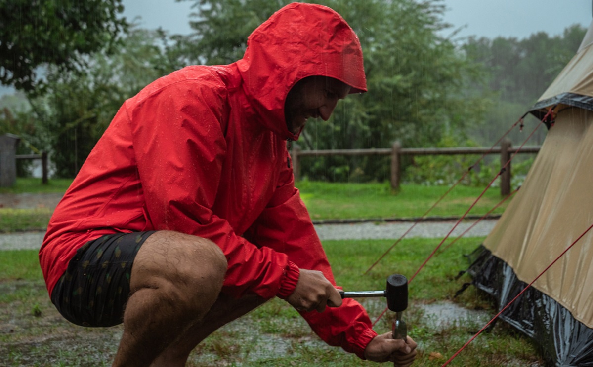 For anyone who enjoys the great outdoors, knowing how to stay safe in a thunderstorm while camping is essential.