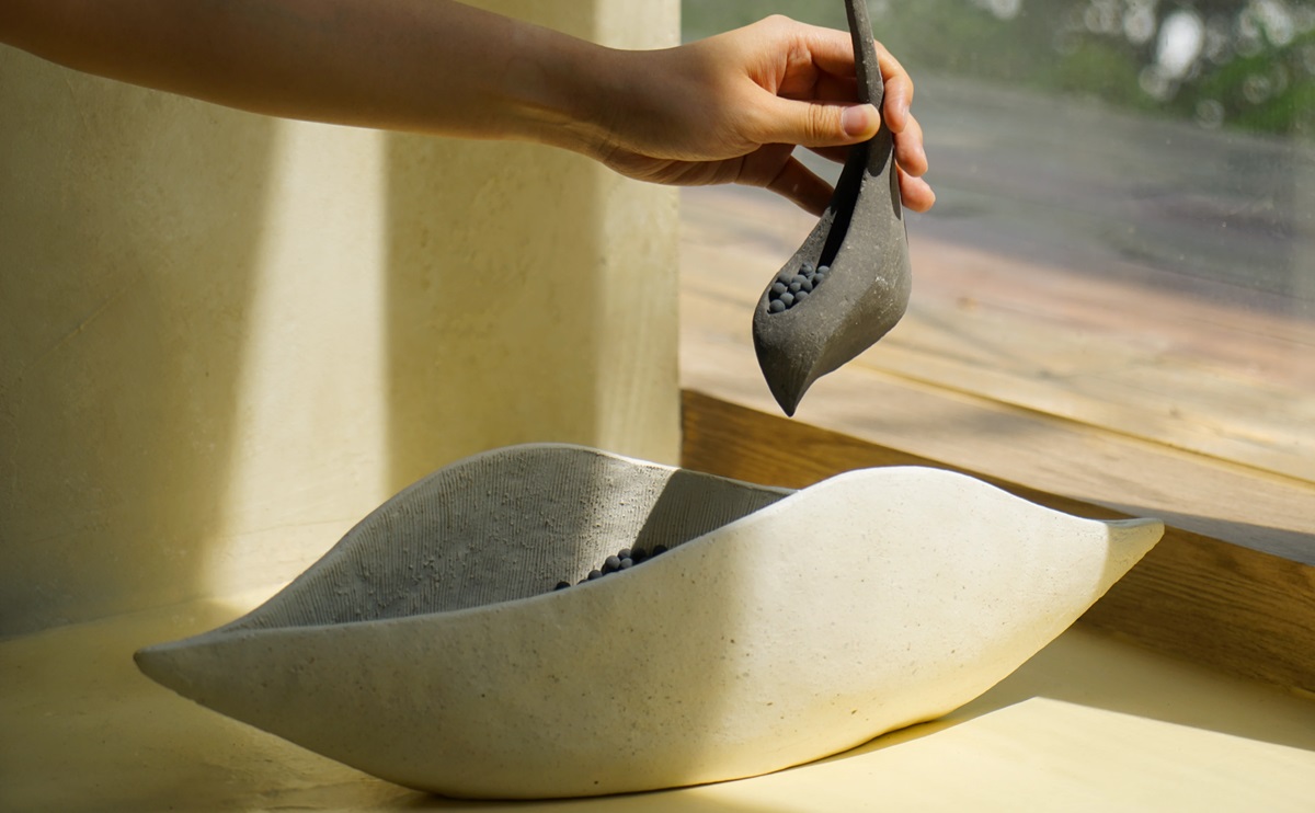 DAON pottery is a groundbreaking sustainable design project that breathes new life into discarded ceramic materials.