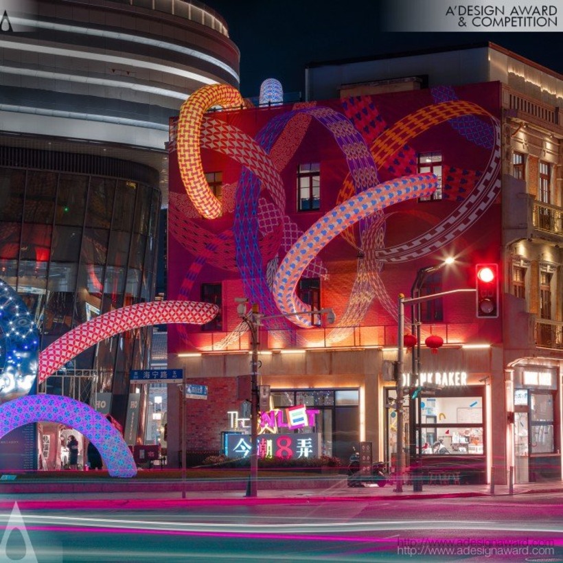 The Weije Yang Mystical Serpent was inspired by the mythical legends surrounding the Mystery Serpent that is a symbol of transformation